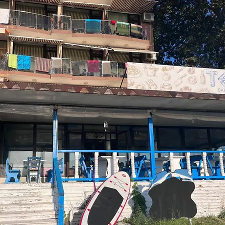 Family Teos 2* Kiten