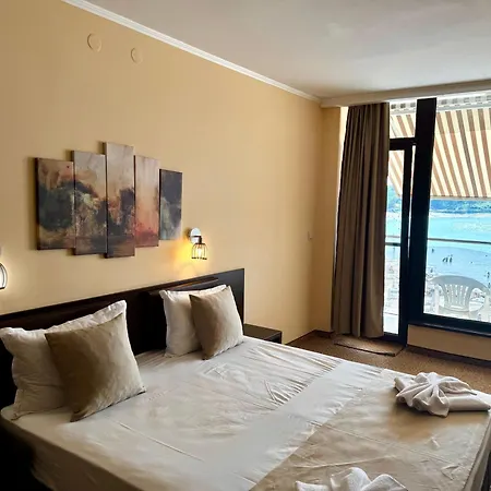 Family Teos Hotel Kiten (Burgas)