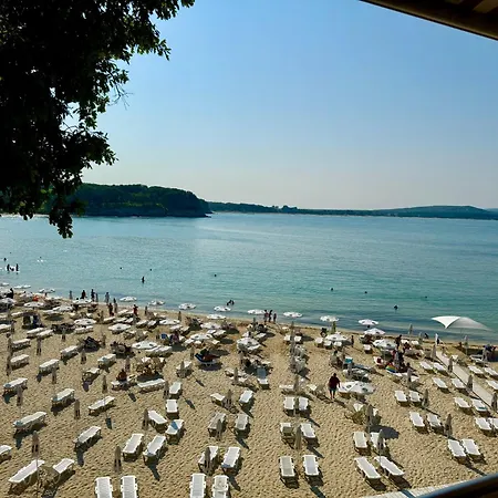 فندق Family Teos