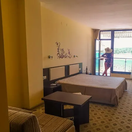 Family Teos Hotel