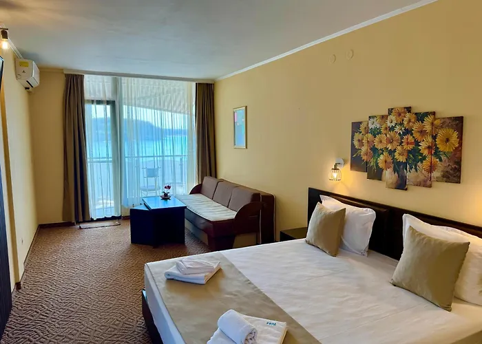 Family Teos 2* Китен