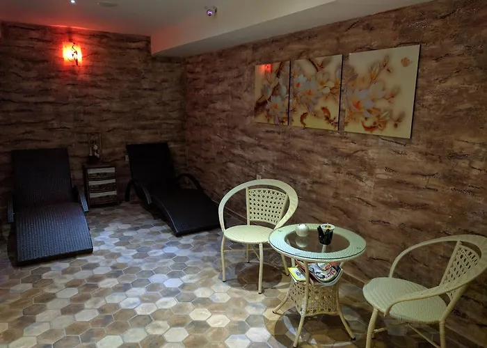 Отель Family Teos