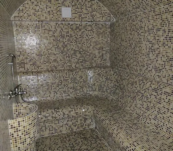 Отель Family Teos 2*