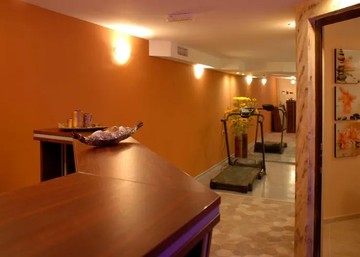 Отель Family Teos 2*